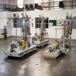 Skid de bombeamento industrial da FB Bombas